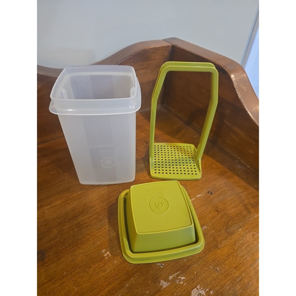 Vintage Tupperware 1330-10 Pick-A-Deli Pickle Keeper 3pc Container - Avocado EUC